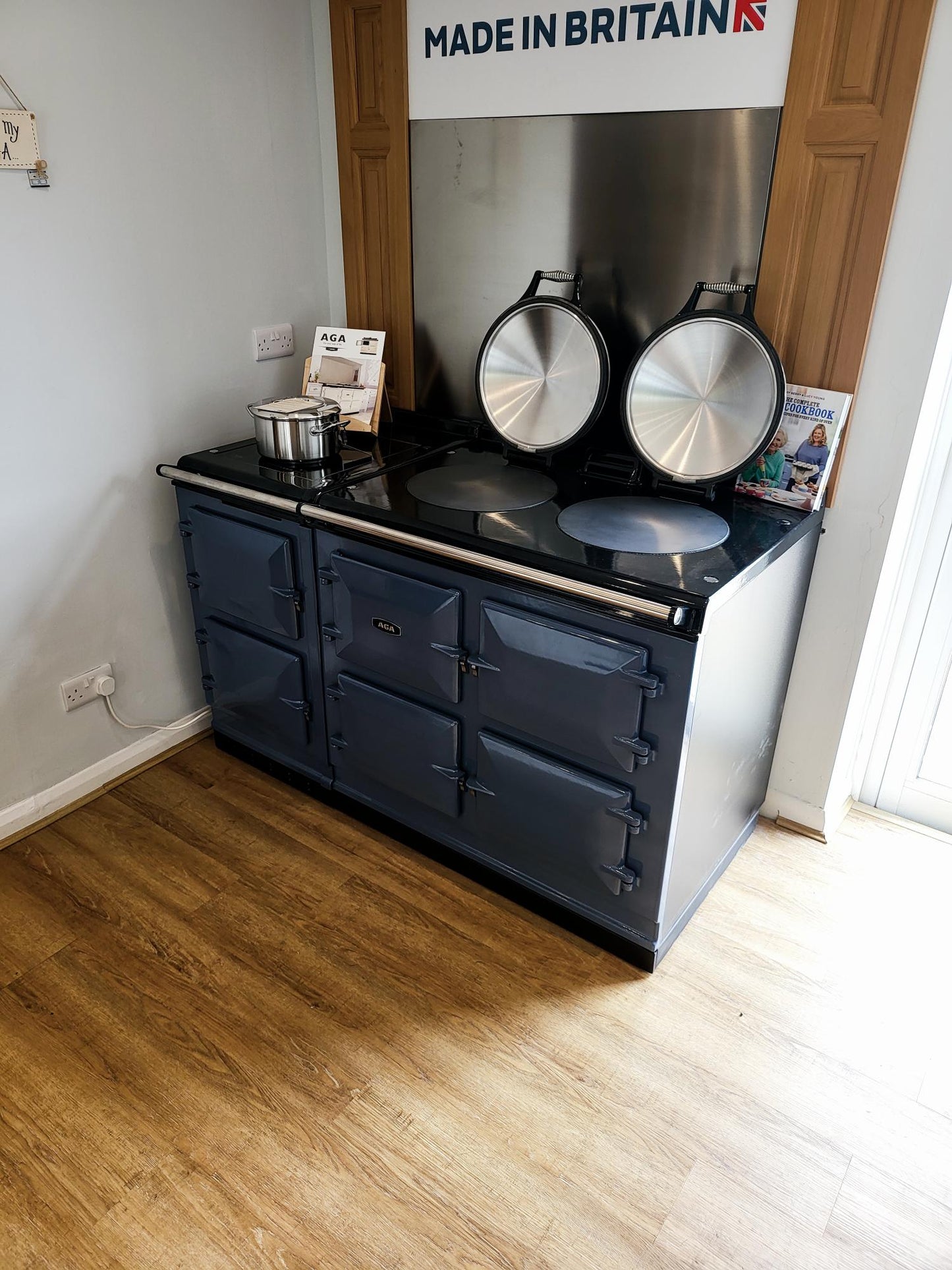 AGA ER7 Signature 150